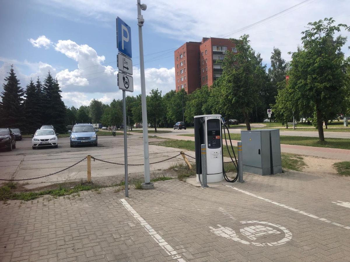 Skolas 1 Salaspils Esterno foto